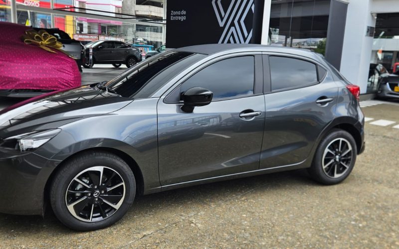Mazda 2 Grand Touring Automático 2.0-16