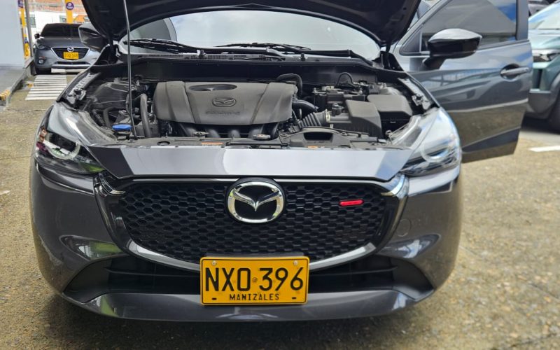Mazda 2 Grand Touring Automático 2.0-4