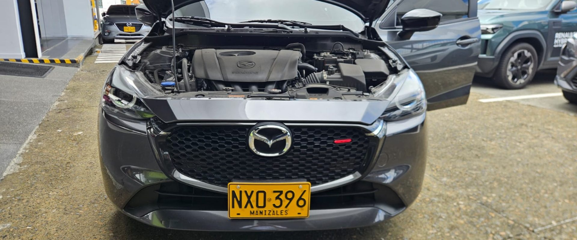 Mazda 2 Grand Touring Automático 2.0-4