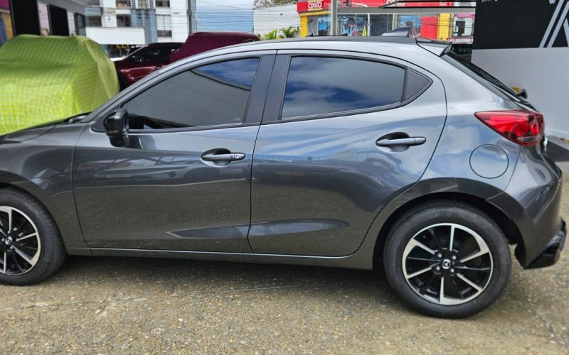 Mazda 2 Grand Touring Automático 2.0-8