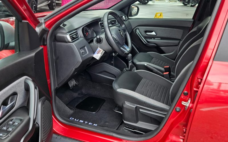 Renault Duster Intens Automatica 1.3T (2023)2