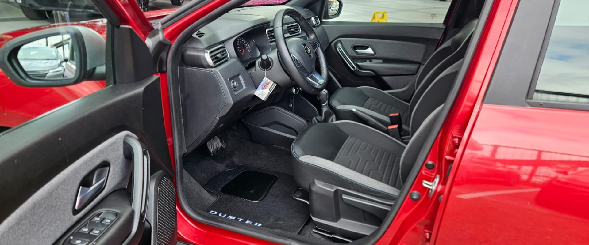Renault Duster Intens Automatica 1.3T (2023)5
