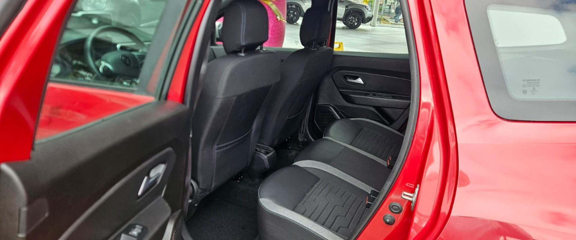 Renault Duster Intens Automatica 1.3T (2023)7