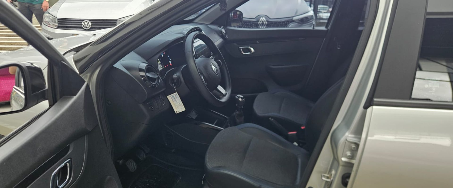 Renault Kwid Iconic 1.0 Mecánico (2023)14