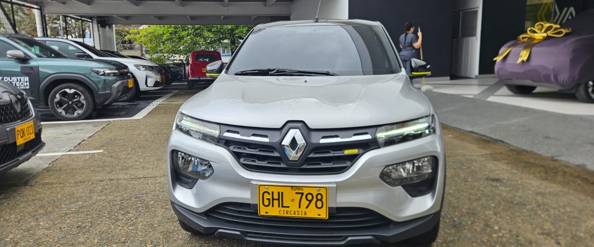 Renault Kwid Iconic 1.0 Mecánico (2023)3