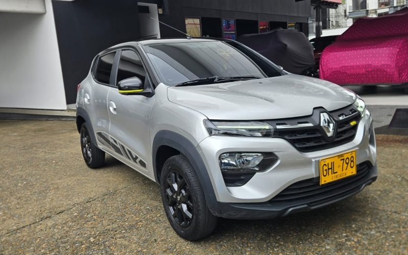Renault Kwid Iconic 1.0 Mecánico (2023)4