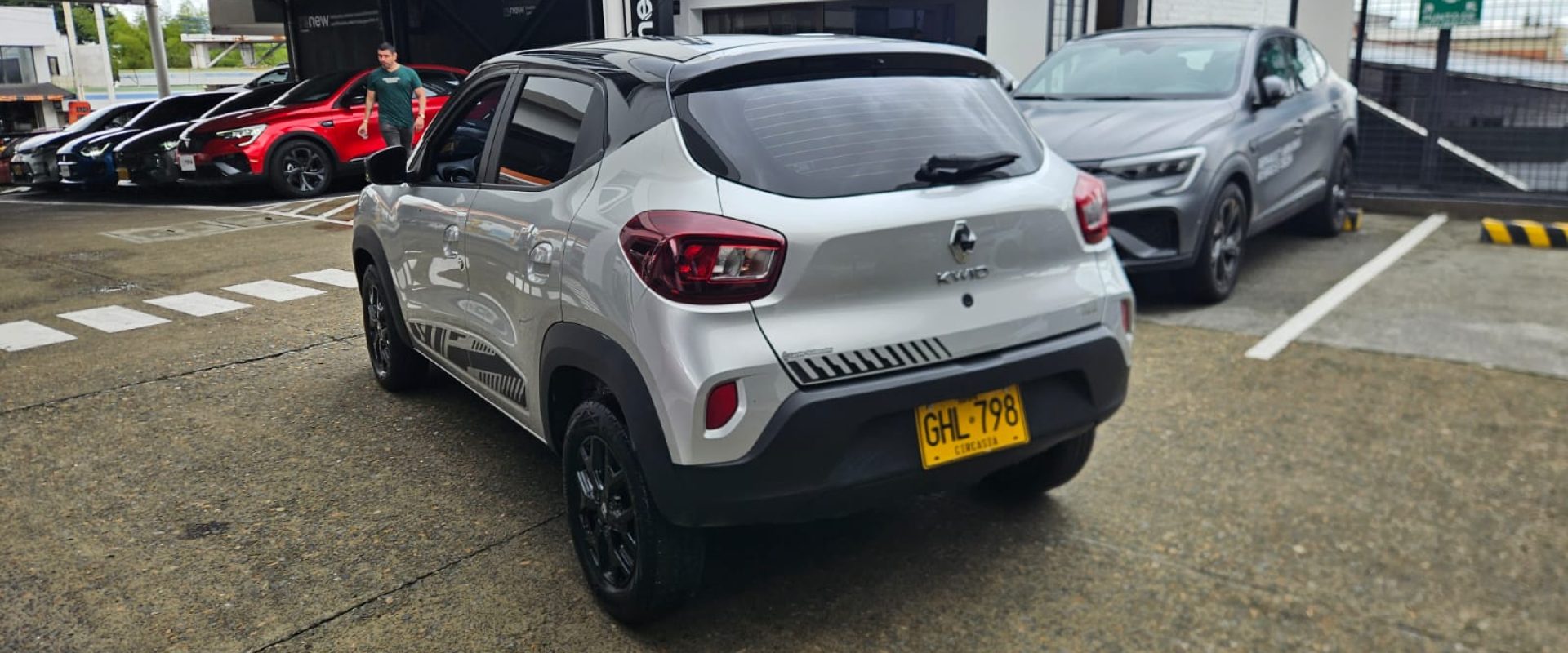 Renault Kwid Iconic 1.0 Mecánico (2023)9